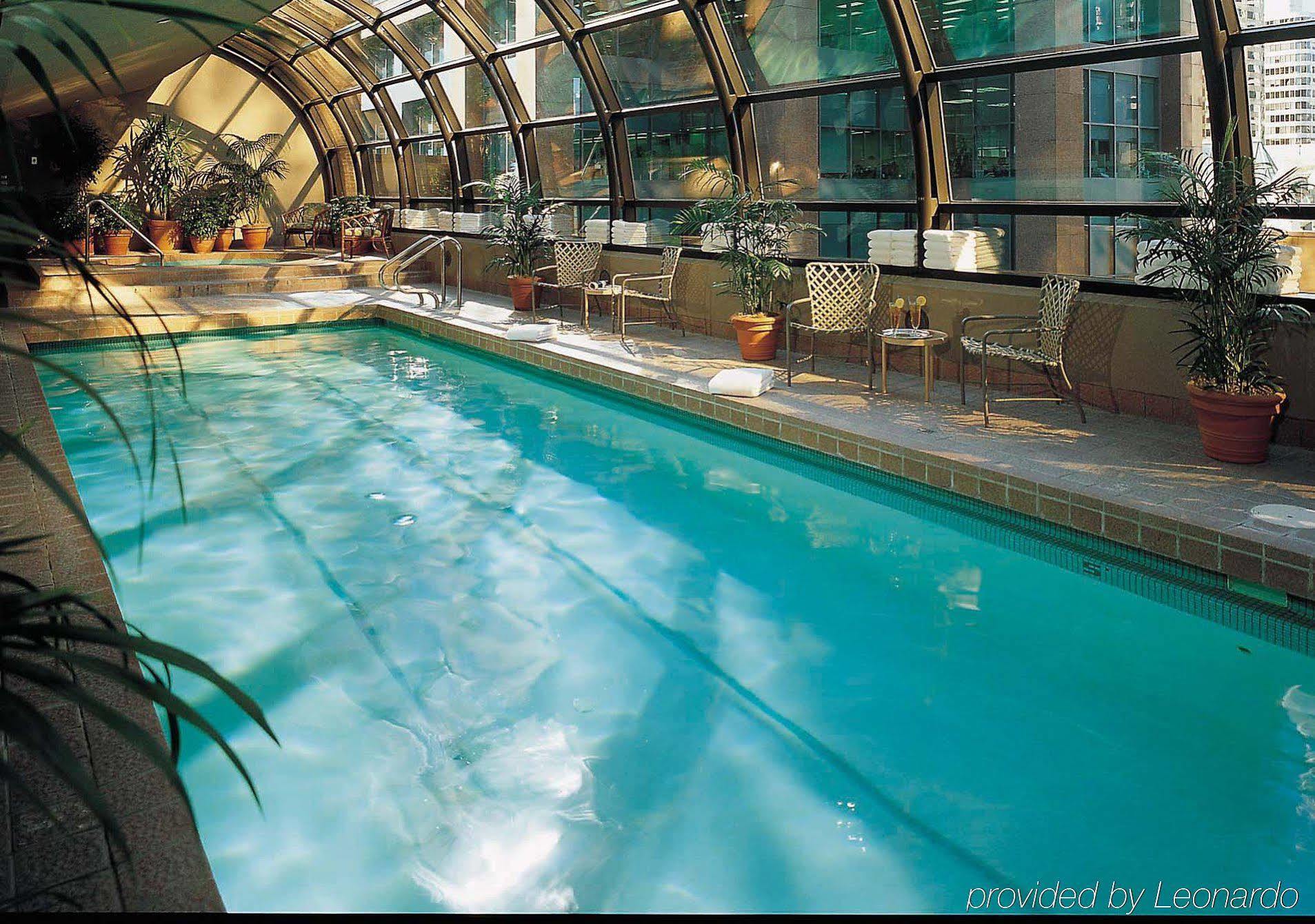 Metropolitan Hotel Vancouver Luaran gambar